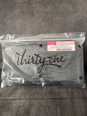 Thirty-One All About the Benjamins Wallet - Black Distressed Pebble